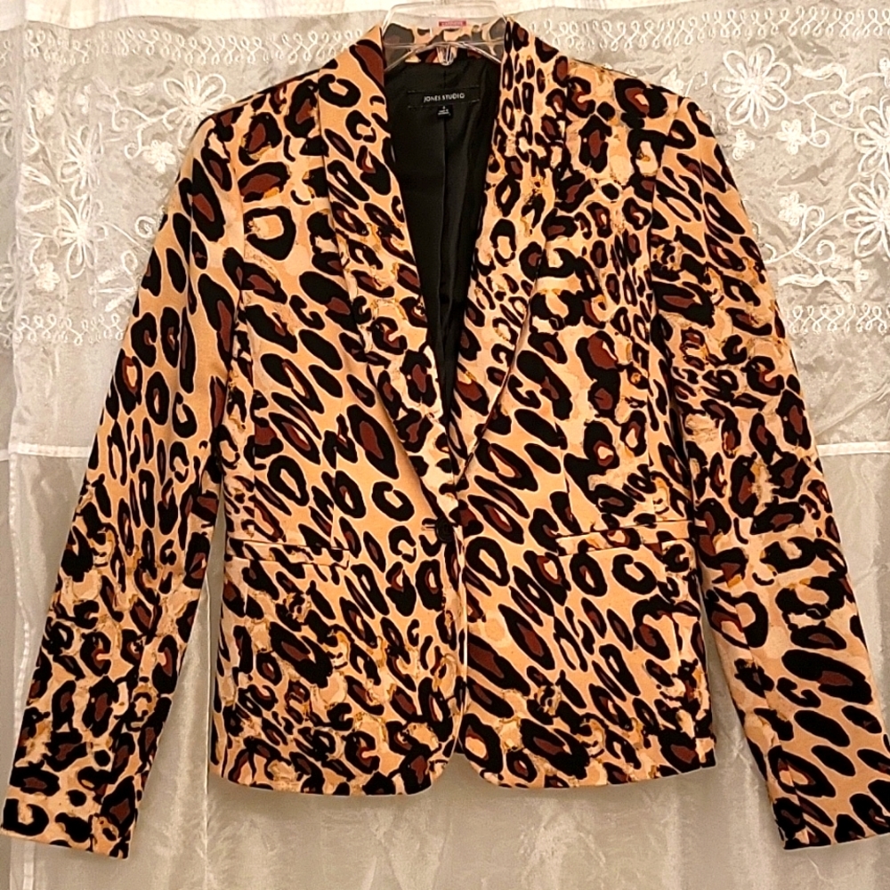 Jones Studio Leopard Blazer, Shawl Collar, Pockets, Single Button, 6